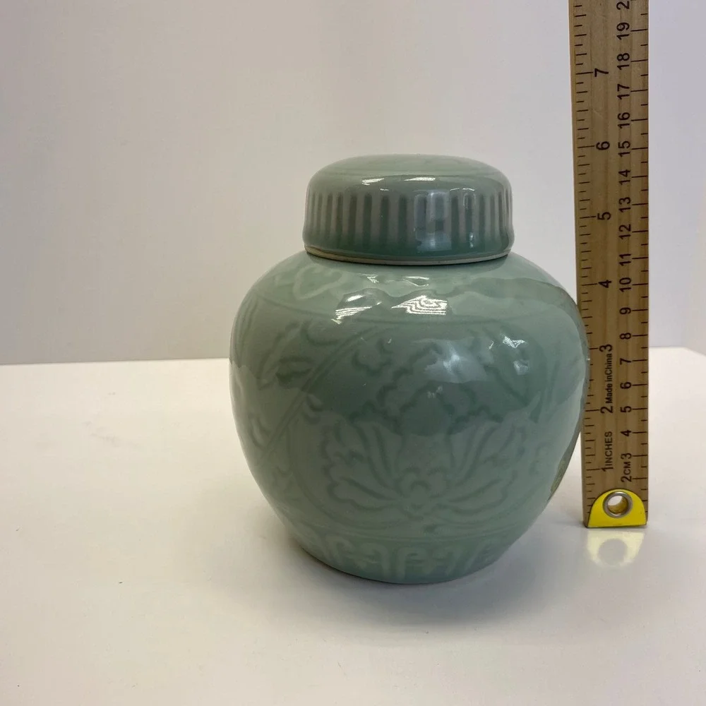 Antique Celadon Green Floral Ginger Jar Ceramic Asian Style Lidded Vase 5.5in